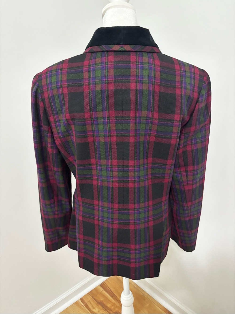 Vintage Wool Petite Sophisticate 12P Blend Plaid Velvet Trim Blazer Jacket - Picture 7 of 12